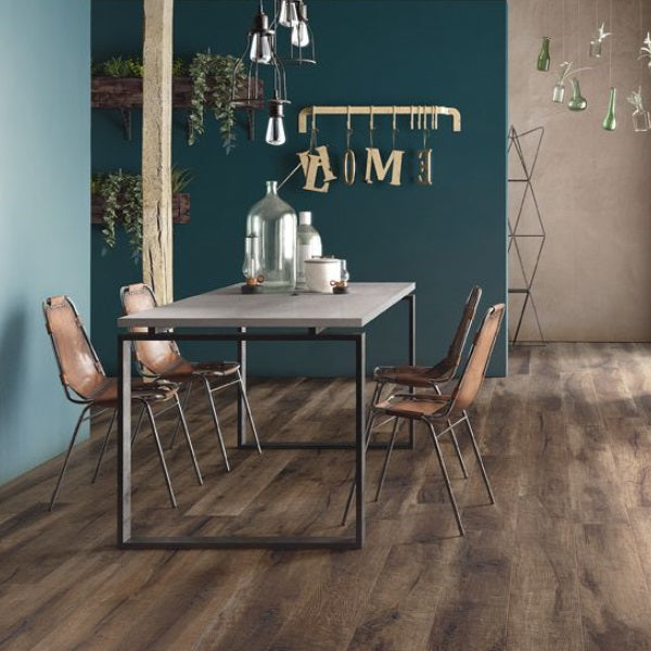 Imola tegels woonkamer